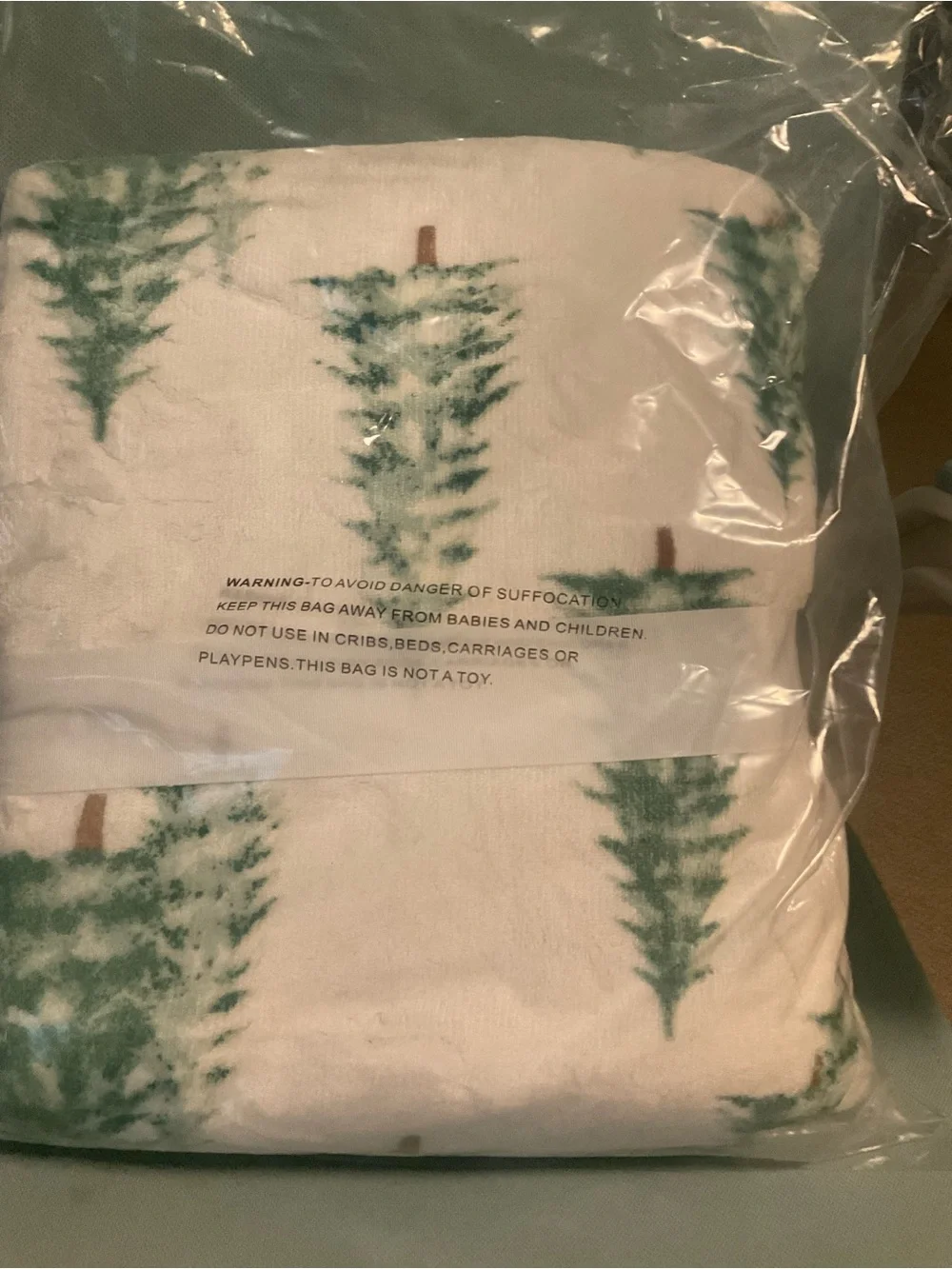 Legacy and Main Holiday Christmas Luxury Throw Blanket New